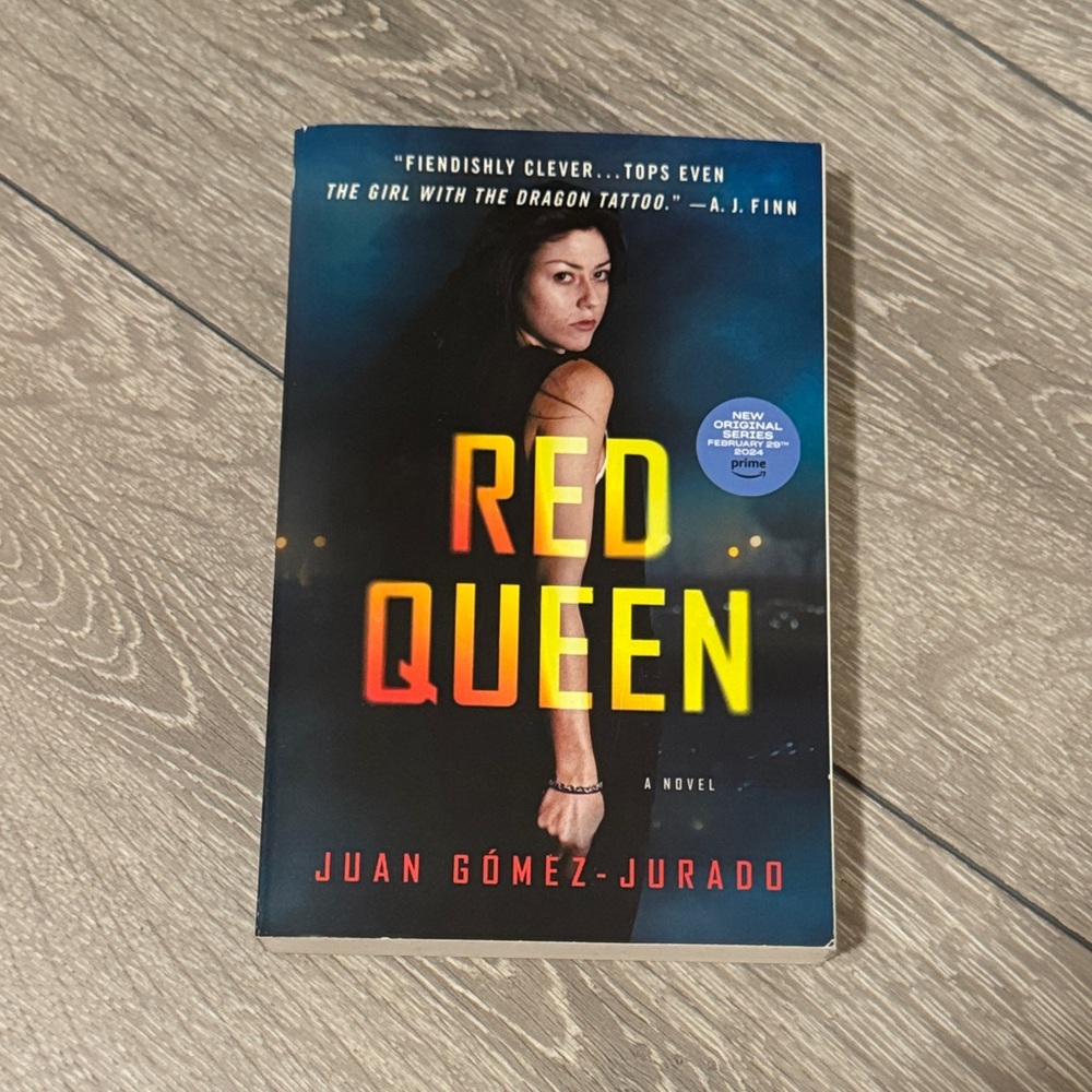 Red Queen Novel by Juan Gómez-Jurado